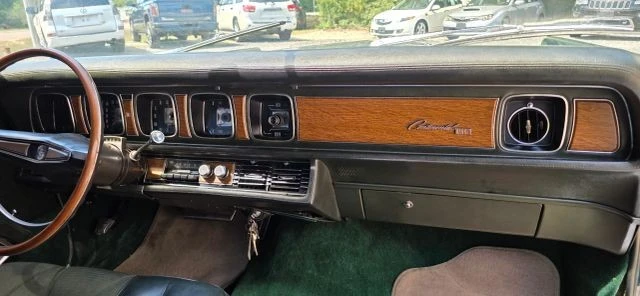 1969 Lincoln Continental Mark III - Image 13 of 16
