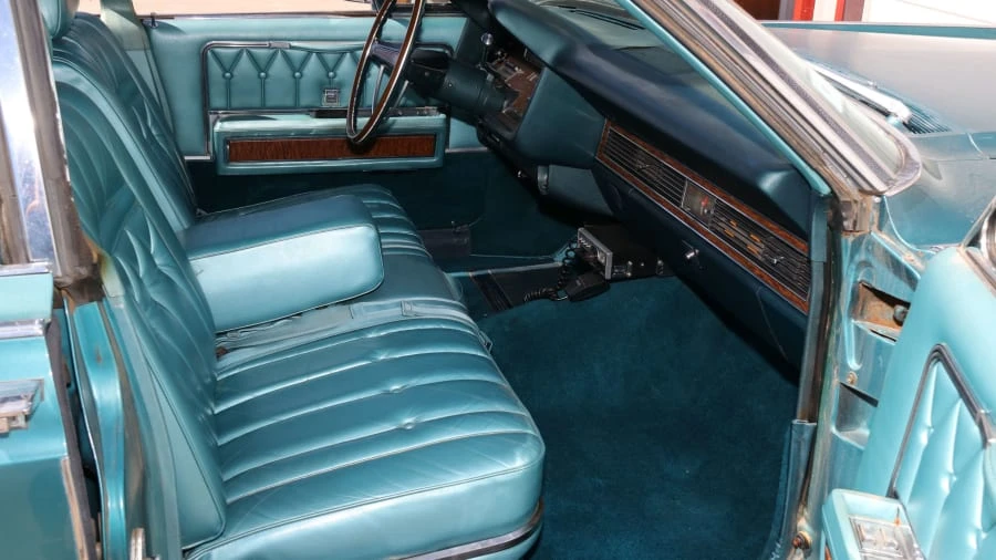 1969 Lincoln Continental Mark III - Image 5 of 12