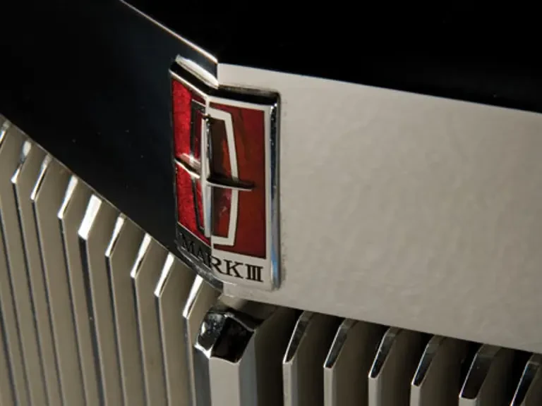 1969 Lincoln Continental Mark III - Image 3 of 10