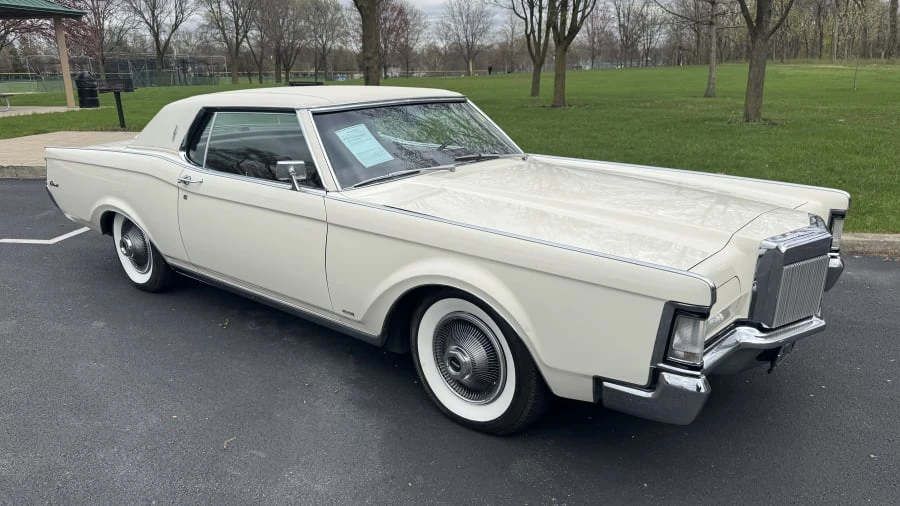 1968 Lincoln Continental Mark III - Image 6 of 31