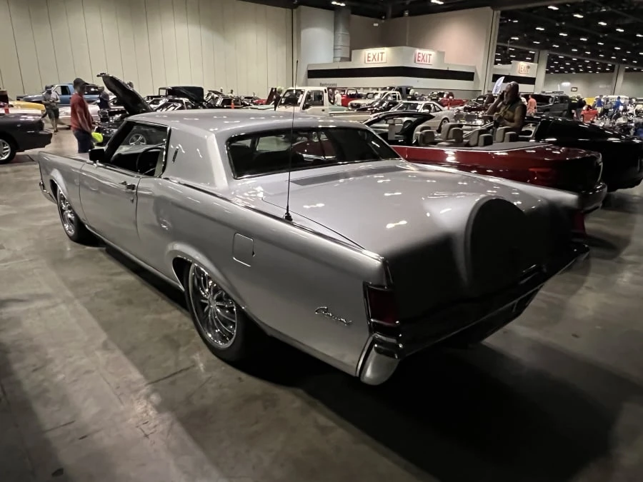 1969 Lincoln Continental Mark III - Image 2 of 7