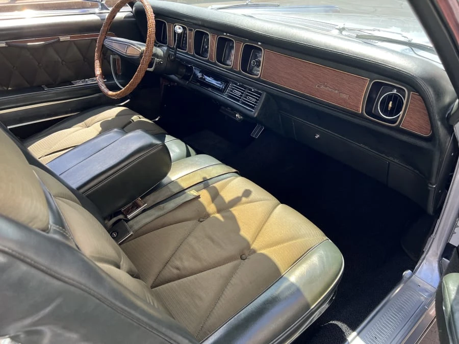1969 Lincoln Continental Mark III - Image 6 of 9