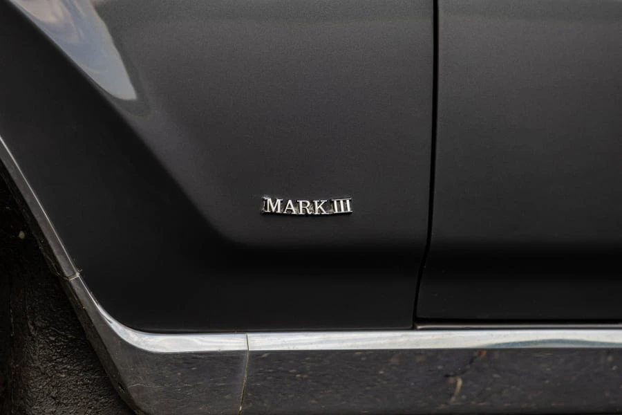 1969 Lincoln Continental Mark III - Image 16 of 31