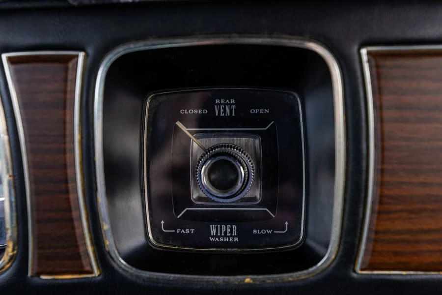 1969 Lincoln Continental Mark III - Image 28 of 31