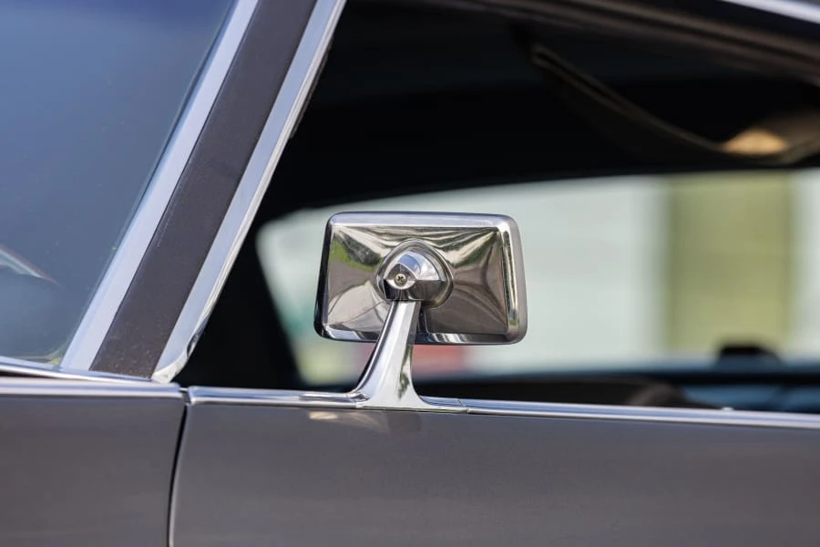 1969 Lincoln Continental Mark III - Image 10 of 31