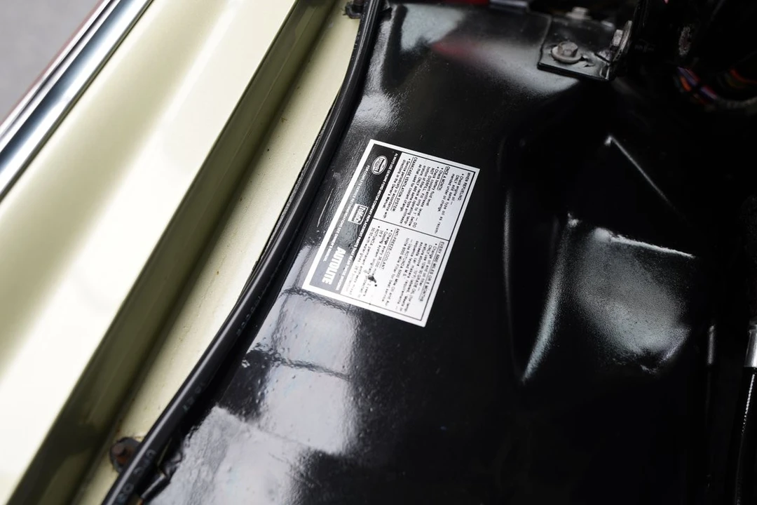 1969 Lincoln Continental Mark III - Image 21 of 31