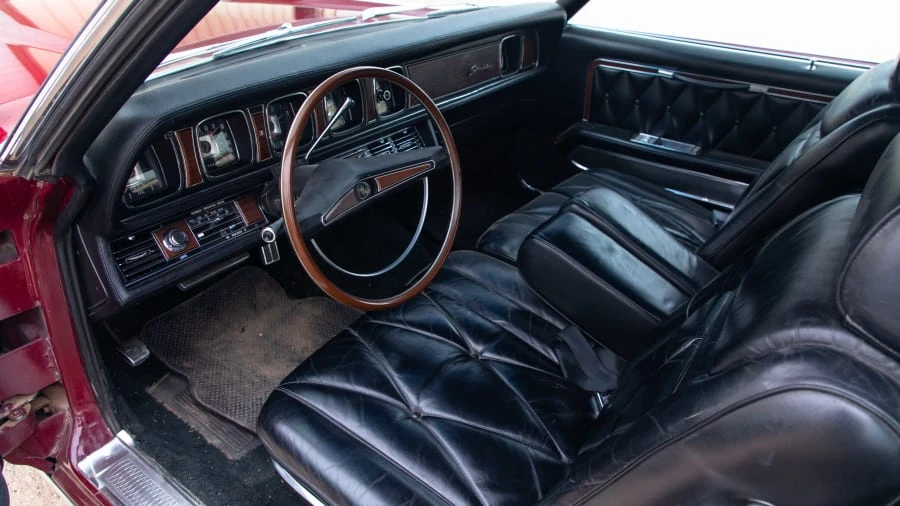1969 Lincoln Continental Mark III - Image 4 of 12