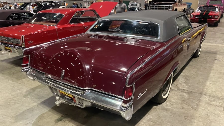 1969 Lincoln Continental Mark III - Image 4 of 5