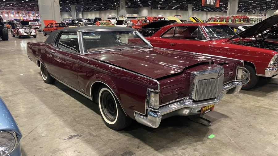 1969 Lincoln Continental Mark III - Image 2 of 5
