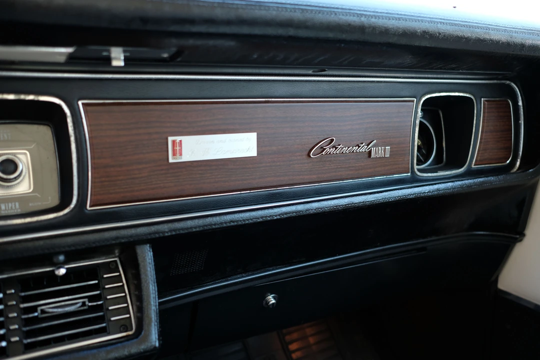1969 Lincoln Continental Mark III - Image 14 of 22