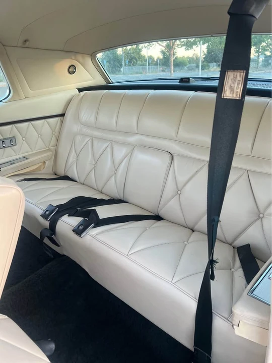 1969 Lincoln Continental Mark III - Image 18 of 20