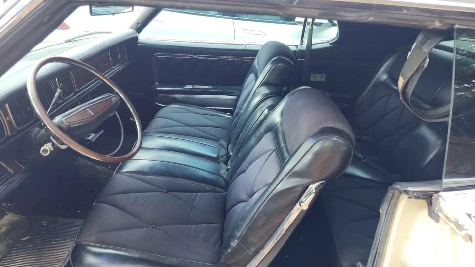 1969 Lincoln Continental Mark III - Image 12 of 12