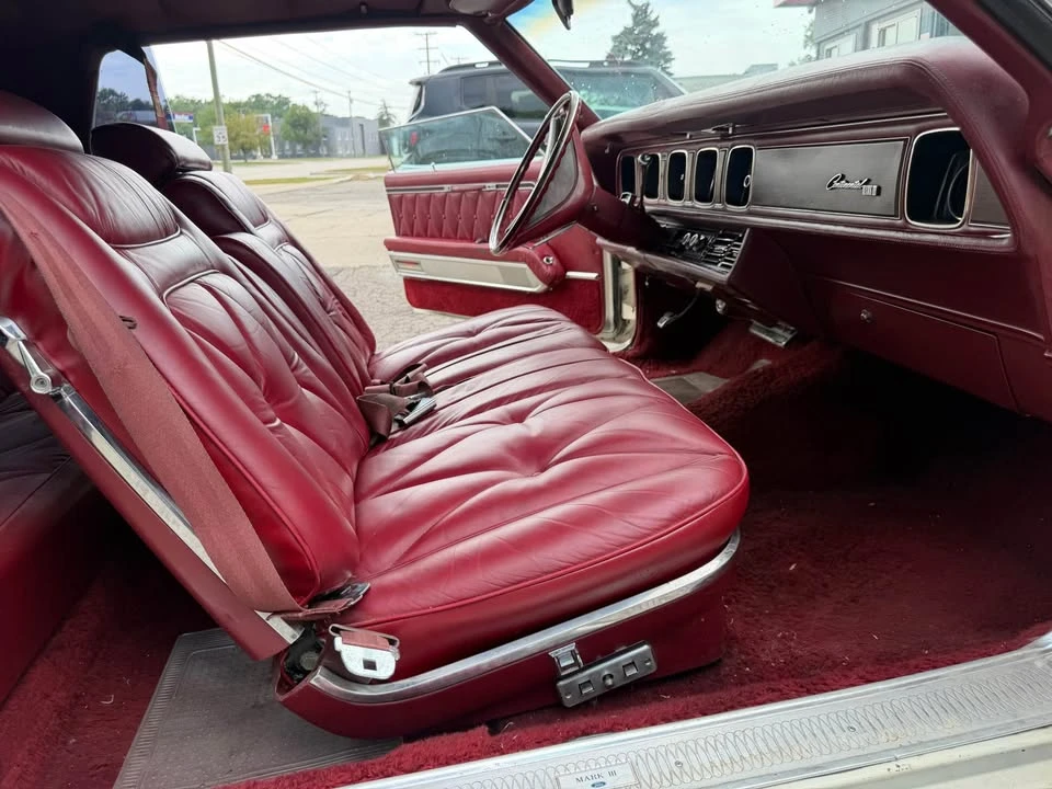 1969 Lincoln Continental Mark III - Image 10 of 12