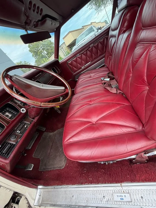 1969 Lincoln Continental Mark III - Image 6 of 12