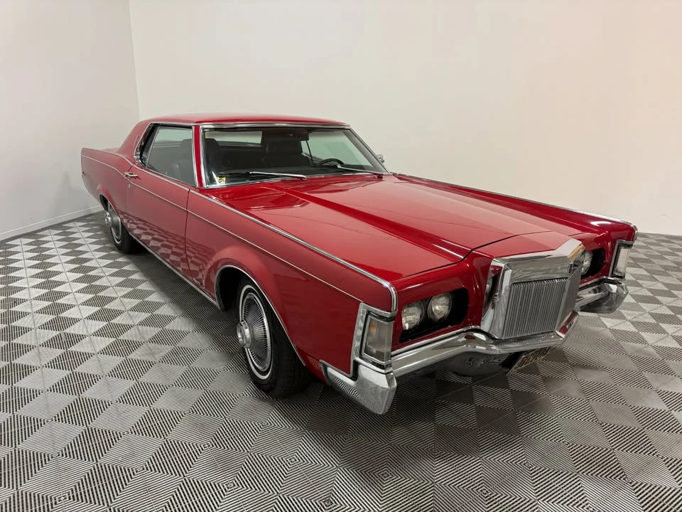 1969 Lincoln Continental Mark III - Image 4 of 20