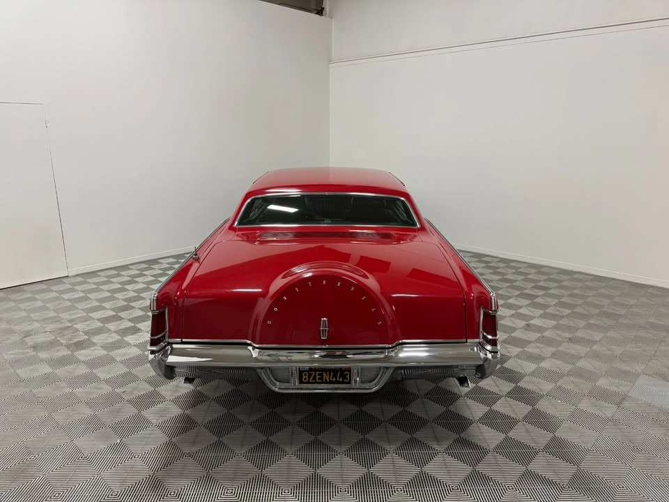 1969 Lincoln Continental Mark III - Image 8 of 20