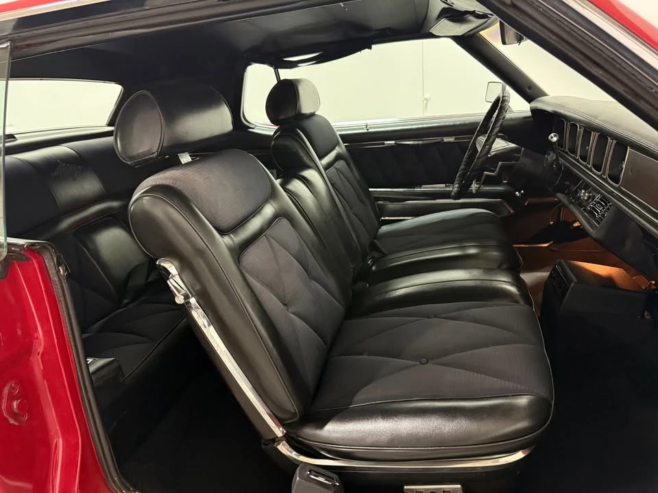 1969 Lincoln Continental Mark III - Image 14 of 20