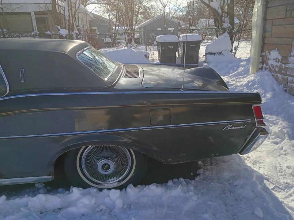 1969 Lincoln Continental 4th Gen - Image 3 of 13