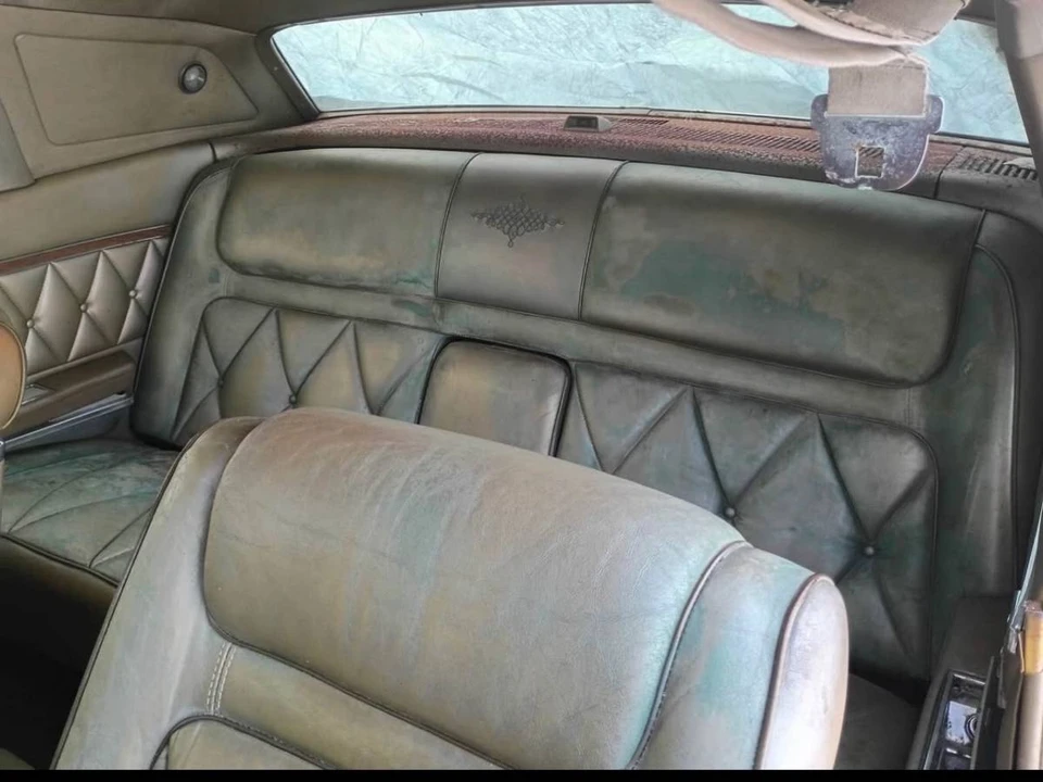 1969 Lincoln Continental 4th Gen - Image 11 of 13