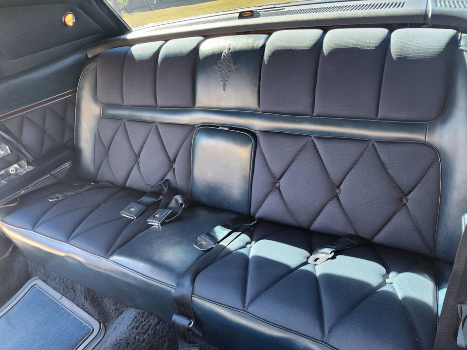 1969 Lincoln Continental Mark III - Image 19 of 24