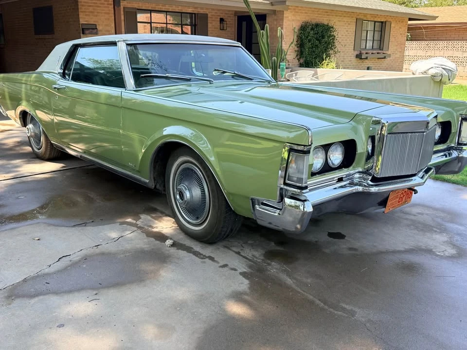 1969 Lincoln Continental Mark III - Image 3 of 9