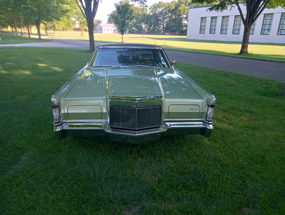1969 Lincoln Continental 4th Gen - Image 3 of 31