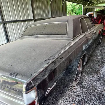 1969 Lincoln Continental Sedan