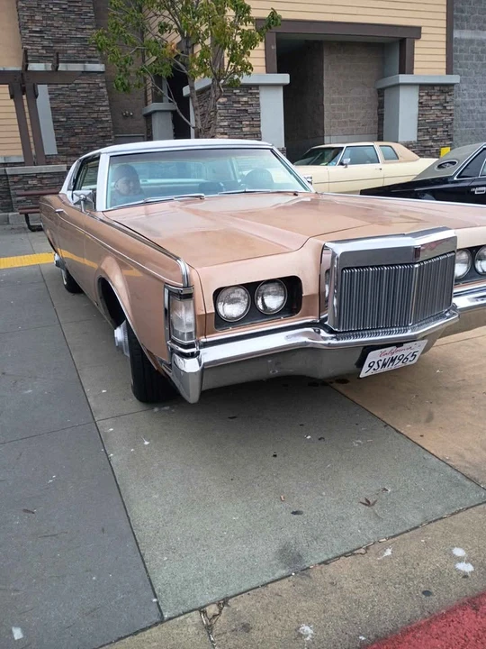 1969 Lincoln Continental 4th Gen - Image 9 of 20