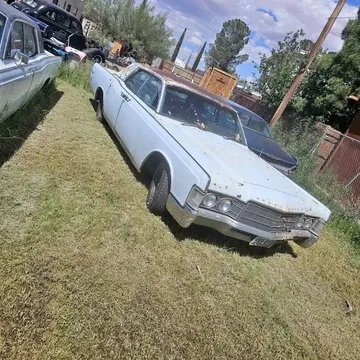 1969 Lincoln Continental Premiere Sedan 4D
