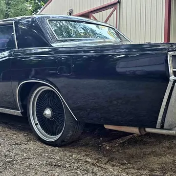 1969 Lincoln Continental Sedan 4D