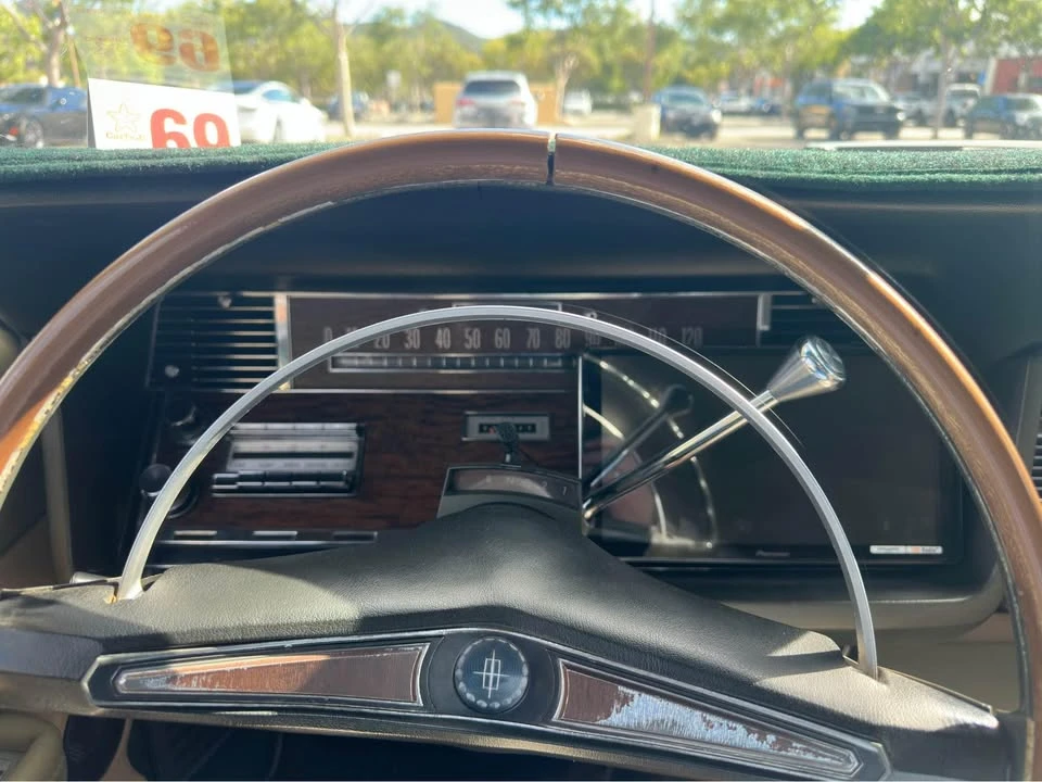 1969 Lincoln Continental 4th Gen - Image 11 of 13