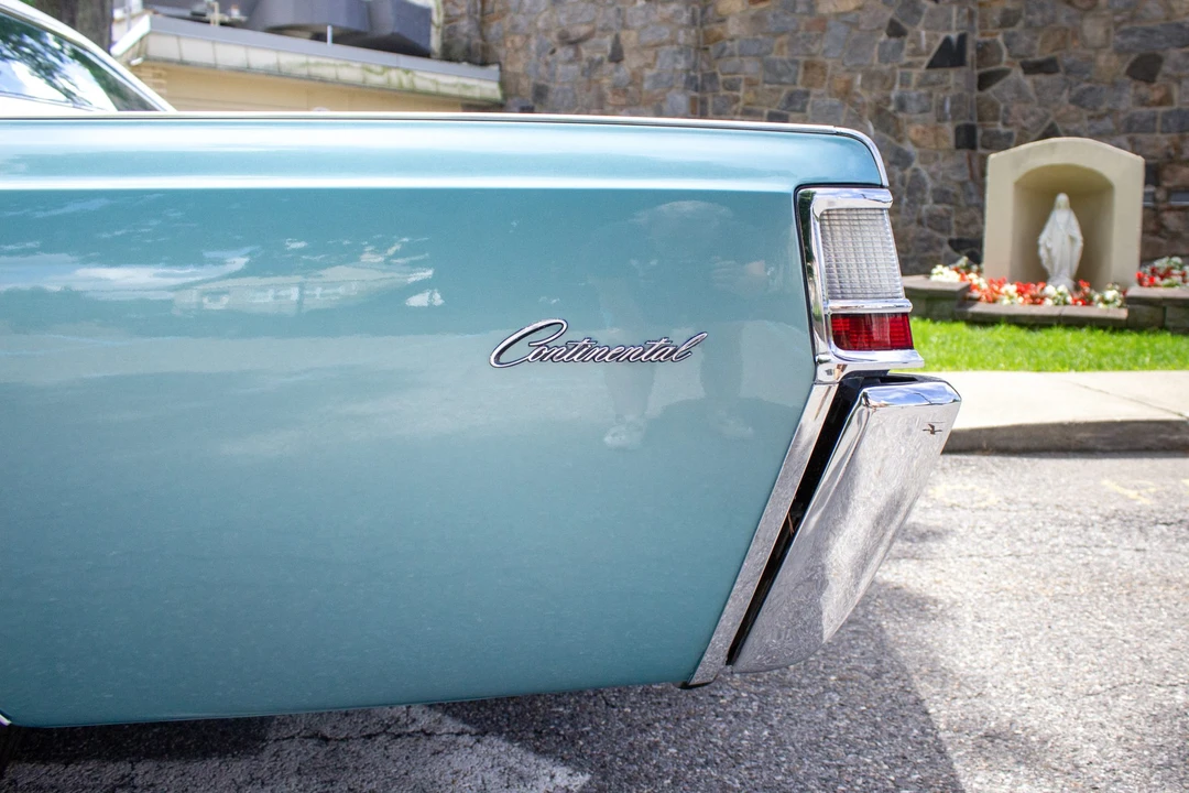 1969 Lincoln Continental 4th Gen - Image 22 of 31
