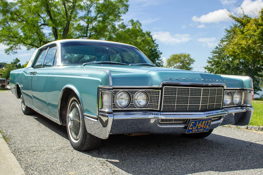1969 Lincoln Continental 4th Gen - Image 10 of 31