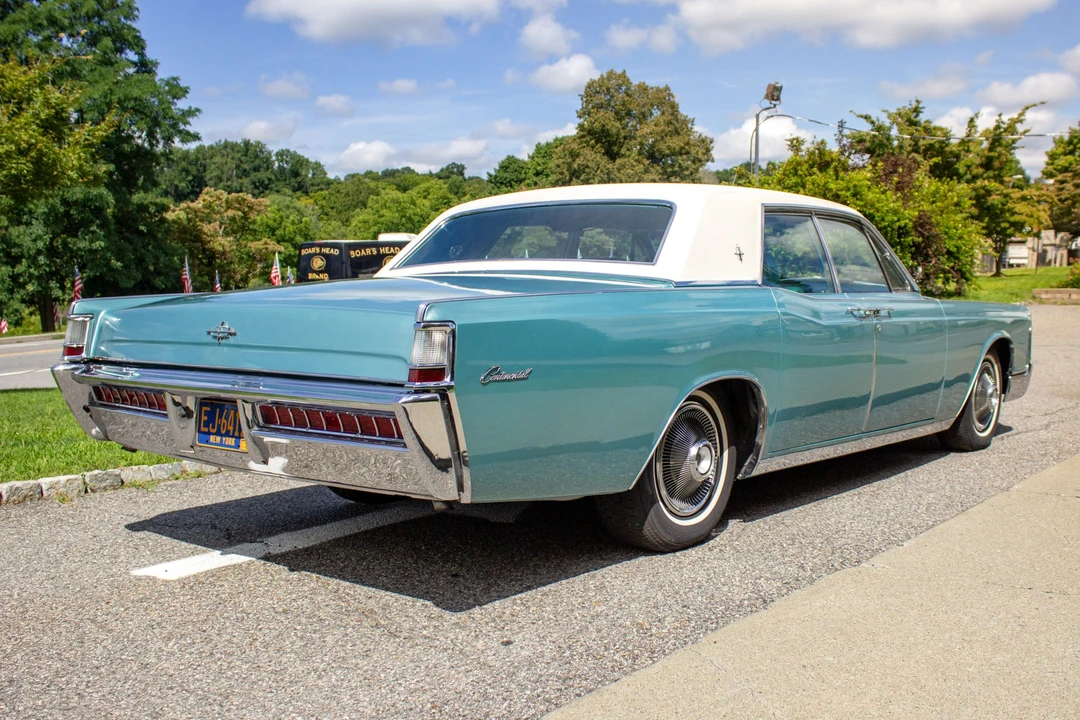 1969 Lincoln Continental 4th Gen - Image 7 of 31