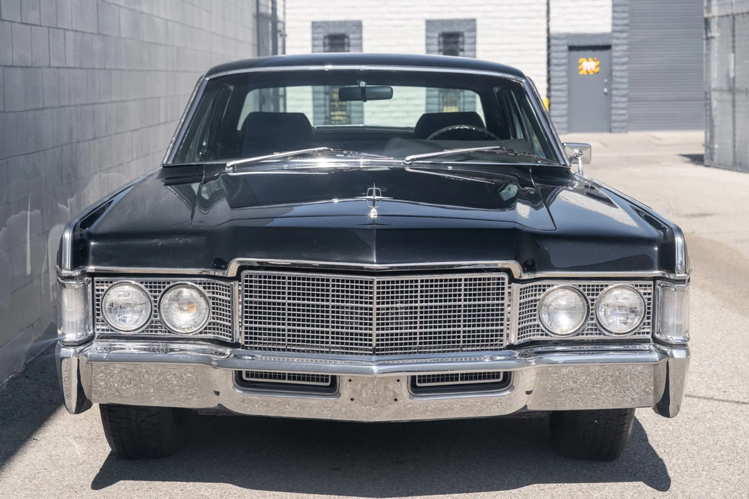 1969 Lincoln Continental 4th Gen - Image 2 of 31