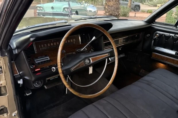 1969 Lincoln Continental 4th Gen - Image 5 of 10