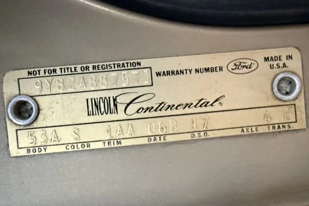 1969 Lincoln Continental 4th Gen - Image 9 of 10