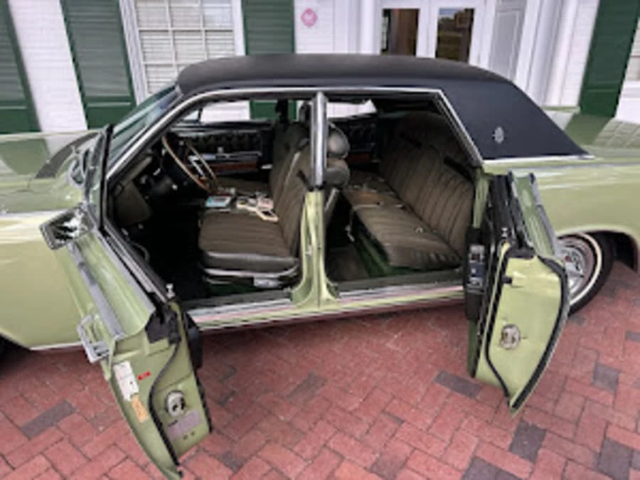 1969 Lincoln Continental 4th Gen - Image 14 of 15