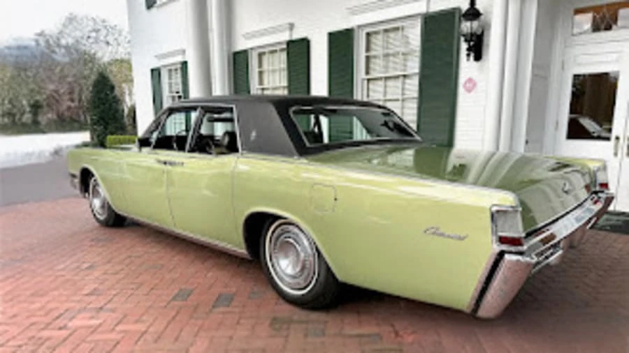 1969 Lincoln Continental 4th Gen - Image 2 of 15