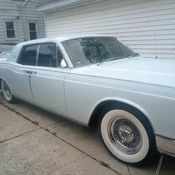 1969 Lincoln Continental Signature Sedan 4D