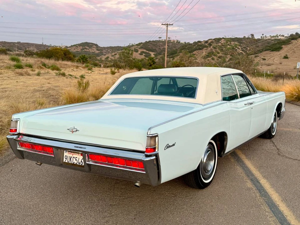 1969 Lincoln Continental 4th Gen - Image 8 of 24