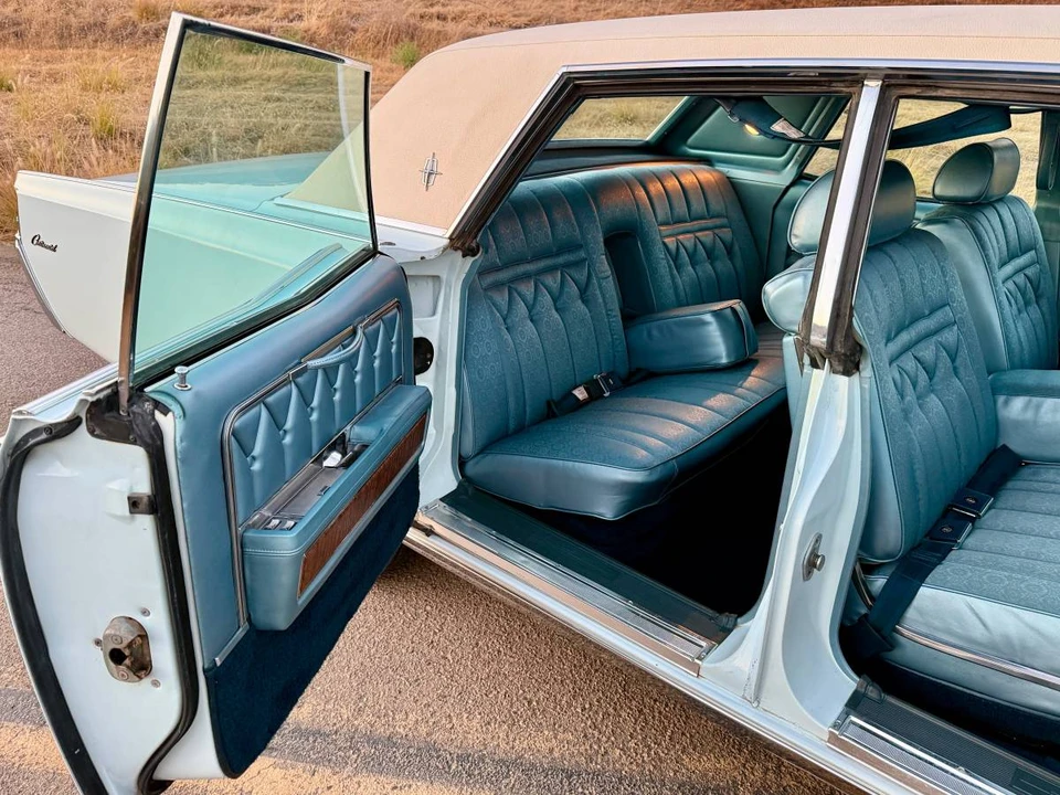 1969 Lincoln Continental 4th Gen - Image 12 of 24