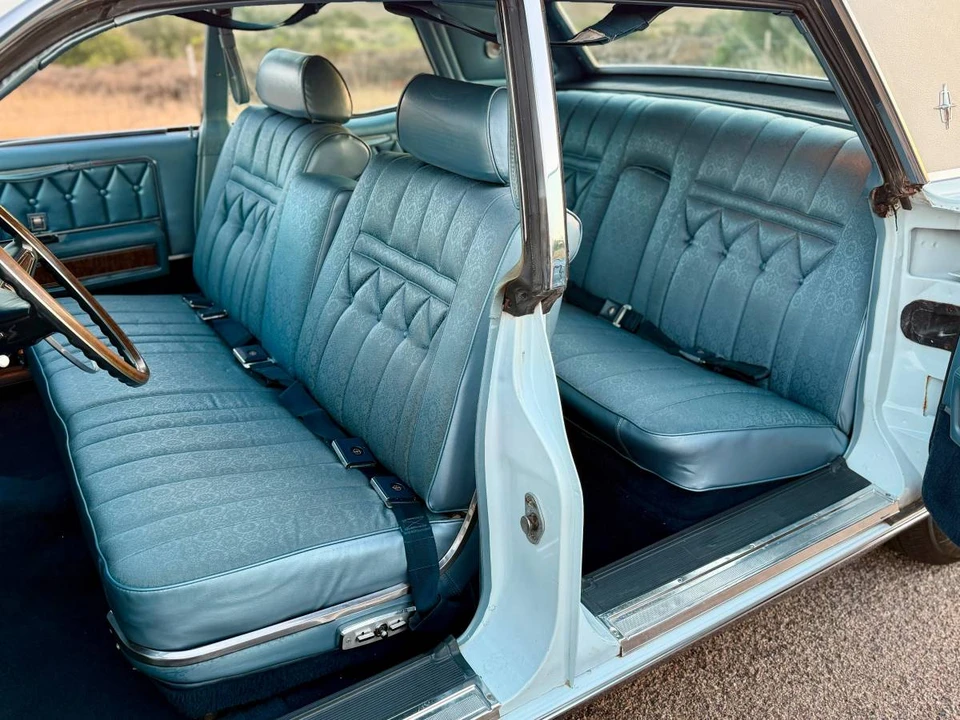 1969 Lincoln Continental 4th Gen - Image 14 of 24