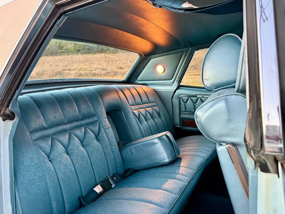 1969 Lincoln Continental 4th Gen - Image 18 of 24