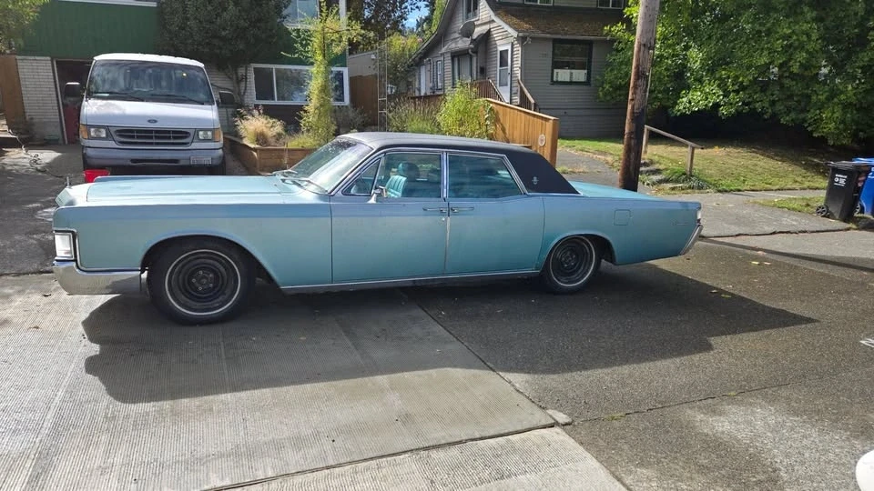 1969 Lincoln Continental 4th Gen - Image 7 of 10