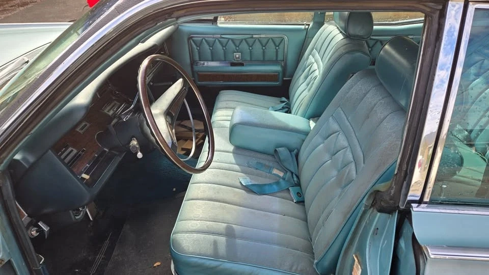 1969 Lincoln Continental 4th Gen - Image 10 of 10