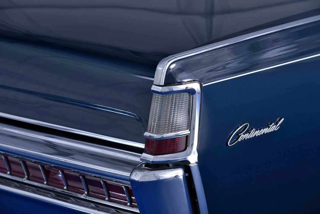 1969 Lincoln Continental 4th Gen - Image 15 of 31