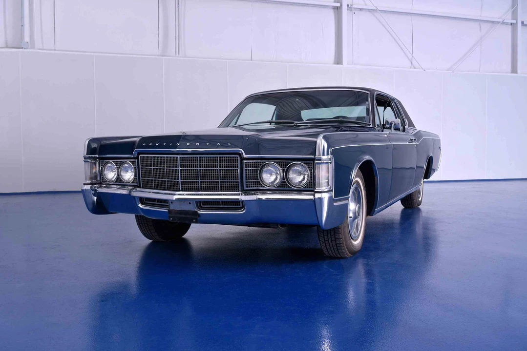 1969 Lincoln Continental 4th Gen - Image 4 of 31
