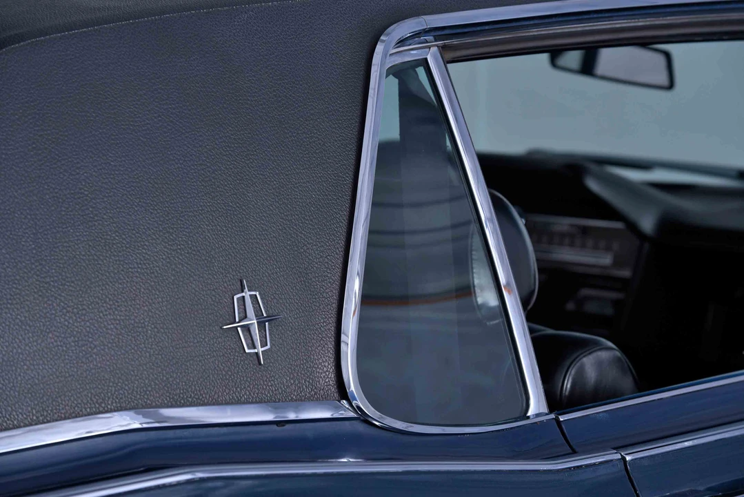 1969 Lincoln Continental 4th Gen - Image 17 of 31