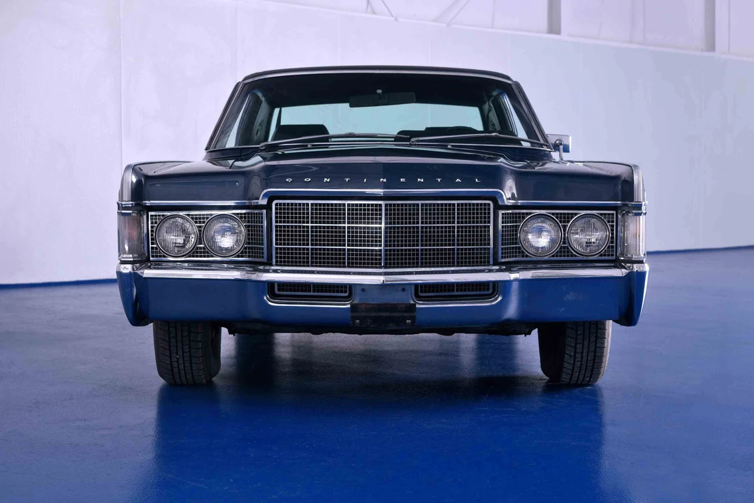 1969 Lincoln Continental 4th Gen - Image 2 of 31